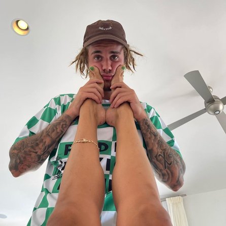 Джастін Бібер, співак