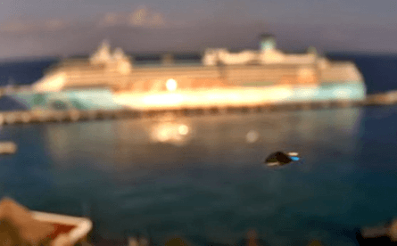 У Мексиці НЛО пролетіло повз круїзний лайнер