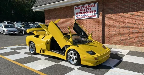 Суперкар Lamborghini Diablo воссоздали американские мастера