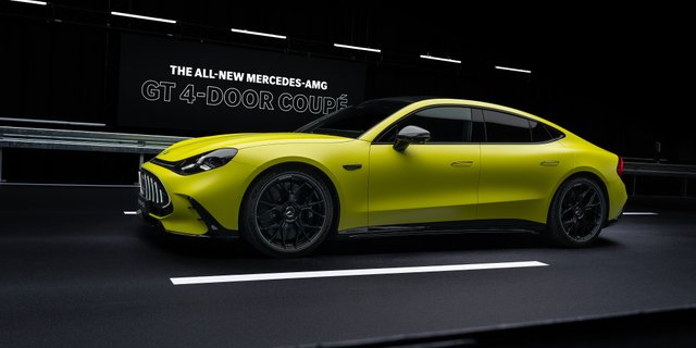 Новий Mercedes-AMG GT 4-Door став потужним електрокаром із запасом
