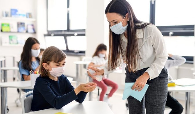 Минобразования нужны 3 млрд грн на санитайзеры и средства индивидуальной защиты