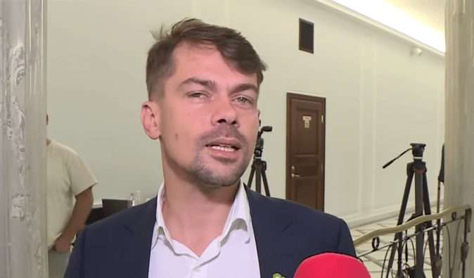 "Вскакивал и выбегал из комнаты": польский замминистра срывал переговоры с Украиной, – СМИ (фото)