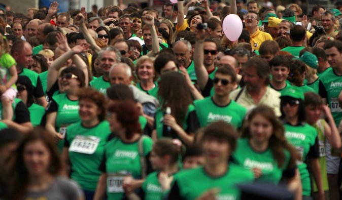 Миллион по знакомству. Как в Украину пришел сетевой маркетинг