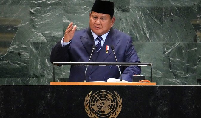 Президент Индонезии заявил о готовности отправить миротворцев в Украину