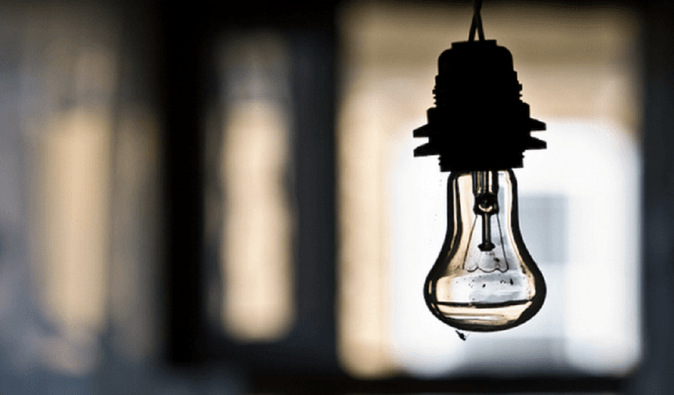 Графики не действуют: весь Киев переходит на экстренные отключения света