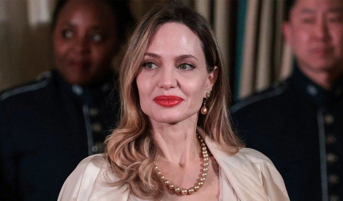 "Чотири роки": Анджеліна Джолі розповіла світу про війну в Україні (відео)