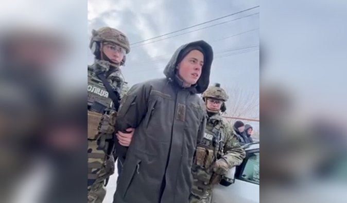 Срочник Артемий Рябчук, расстрелявший на "Южмаше" бойцов НГУ, получил пожизненное заключение