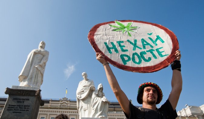 День зависимости. Почему в Украине не сажают в тюрьмы наркоторговцев