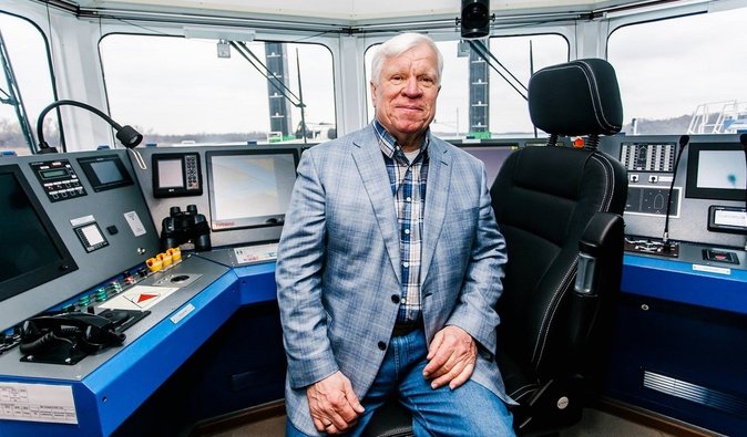 "Це не випадковість": син Вадатурського впевнений, що будинок батьків обстріляли навмисне (відео)