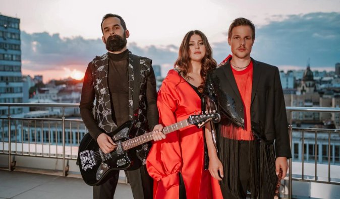 Топ-10 пісень про війну України, де відображено події фронтового місяця