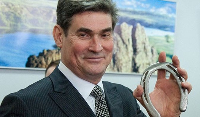 Янукович уволил главу Запорожской области, - источник