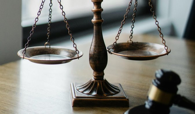 Офицеру, который подарил боевые гранаты помощнику Залужного, грозит до 15 лет, — ГБР