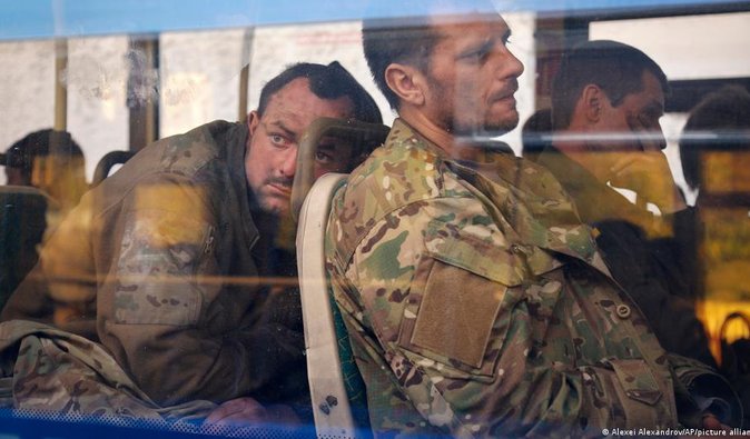 Россия готовит информационную провокацию с участием пленных бойцов "Азова"