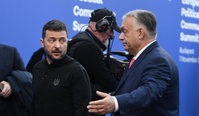 Агонія Орбана перед поразкою: навіщо друг Трампа став на стежку політичної війни з Україною