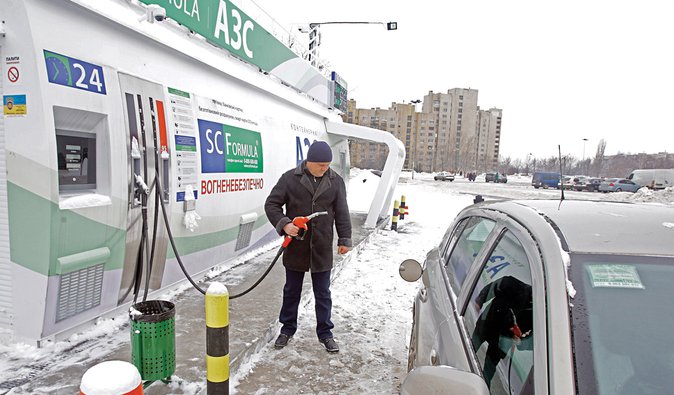Бензин, дизель, автогаз: готовиться ли к новым ценам на топливо и дефициту в 2025 году