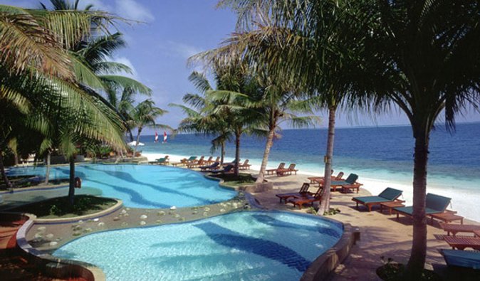 Безвизовая легкость. 15 стран для морского отдыха в несезон