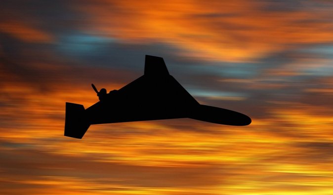 Четверо пострадавших: Россия ударила "Шахедом" по многоэтажке в Харькове