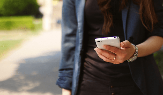 Украинцам в оккупации запретили пополнять мобильный счет без паспорта РФ, — ЦНС