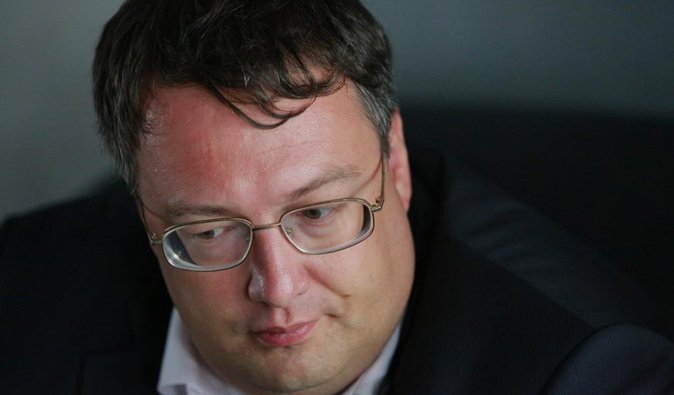 Переговоры о поставках оружия в Южный Судан велись во времена Януковича, - Геращенко