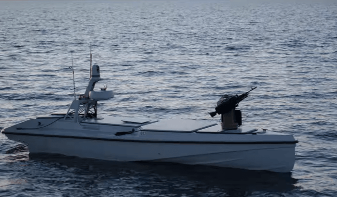 "Розумна" турель проти "Шахедів": США модифікували український морський дрон Magura V7, — ЗМІ