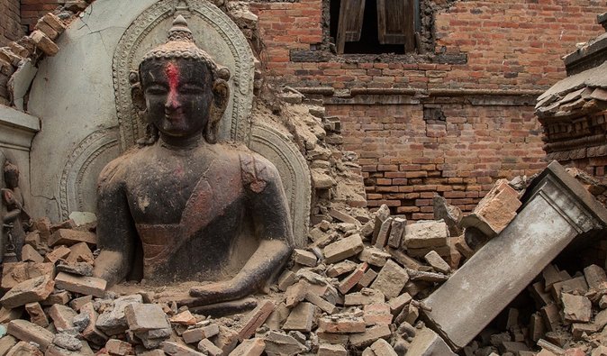 Индия и Китай выделят пострадавшему от стихии Непалу $1,5 млрд