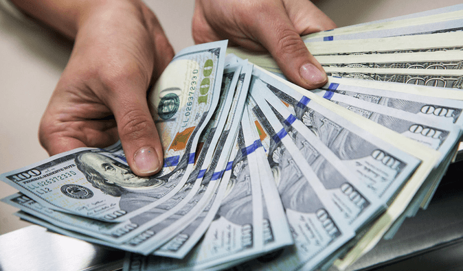 У Трампа придумали новый способ получить Гренландию: жителям готовы заплатить по $100 тысяч