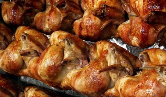 В суд передали дело о массовом отравлении курами-гриль в Киеве