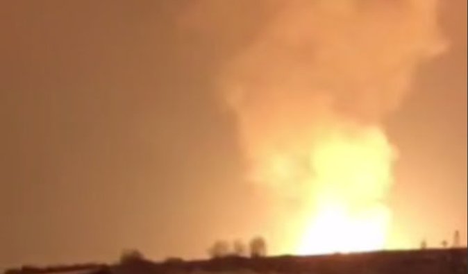 На Закарпатье прогремел мощный взрыв: вспыхнул газопровод "Дружба" (видео)