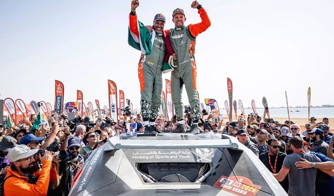 Екстремальний побратим "Дастера" несподівано переміг у ралі "Дакар" (фото)