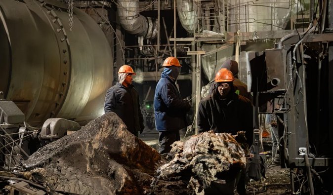 Росія вдарила по енергетиці та теплопостачанню: у яких областях застосували обмеження