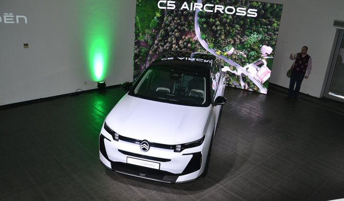 Ставка на комфорт: в Украине презентовали новый флагманский кроссовер Citroen (фото)