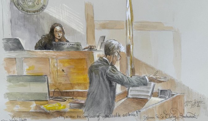 Замах на Трампа: засуджений намагався вдарити себе ручкою у шию після оголошення приговору