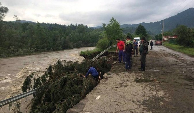 Карпаты ждет новое затопление, - ГСЧС