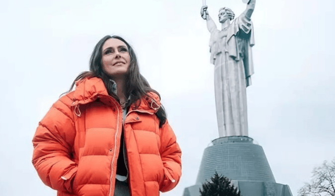 "История о мужестве": группа Within Temptation сняла фильм об Украине (видео)