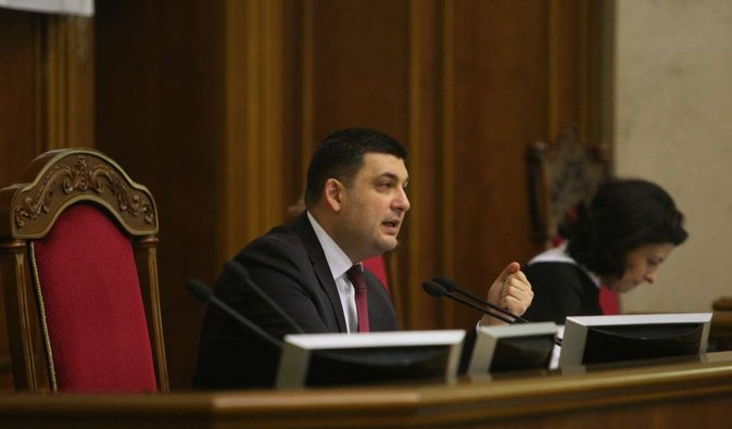 Гройсман признался, что не читал скандальный закон о кредитах