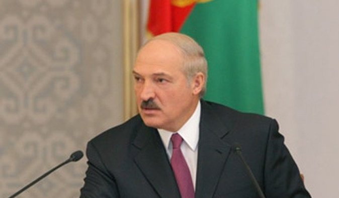 Лукашенко: США и Запад держат Украину на коротком поводке