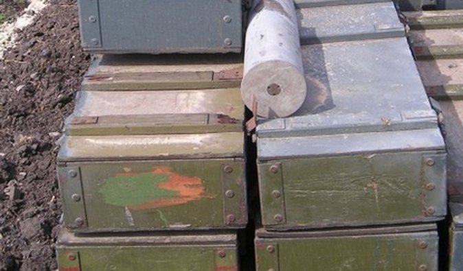 На складах в Лозовой начали утилизацию боеприпасов