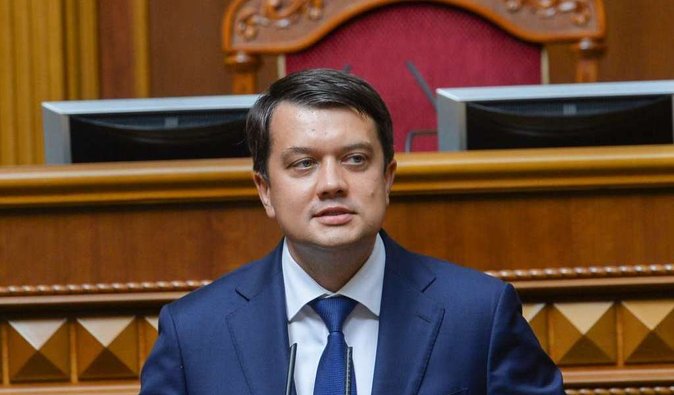 "Каждый должен 8200 долларов": внешний долг Украины превысил 100% ВВП, — нардеп (видео)