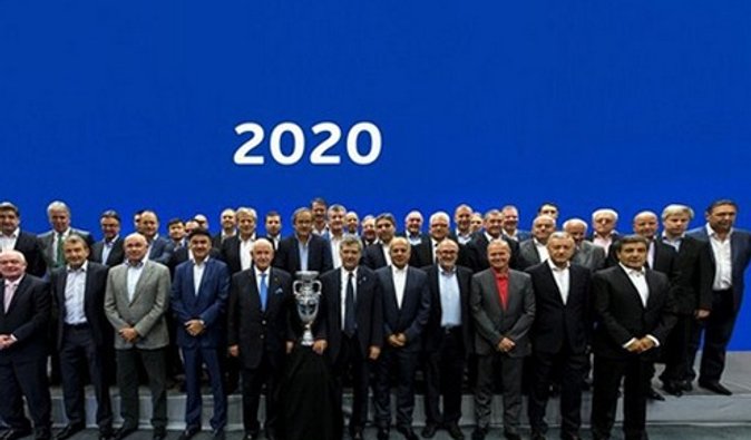 Киев и Донецк утверждены кандидатами на Евро-2020