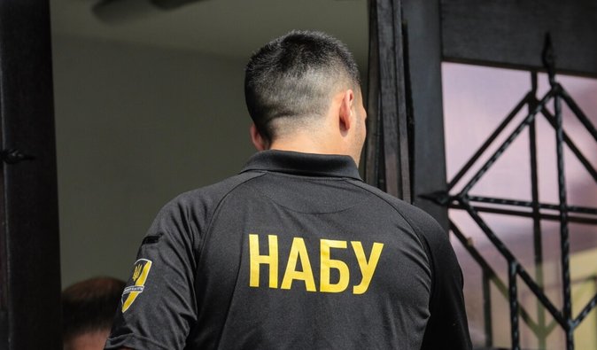 У помешканні керівника детективів НАБУ встановили "прослушку": як до цього причетні правоохоронці