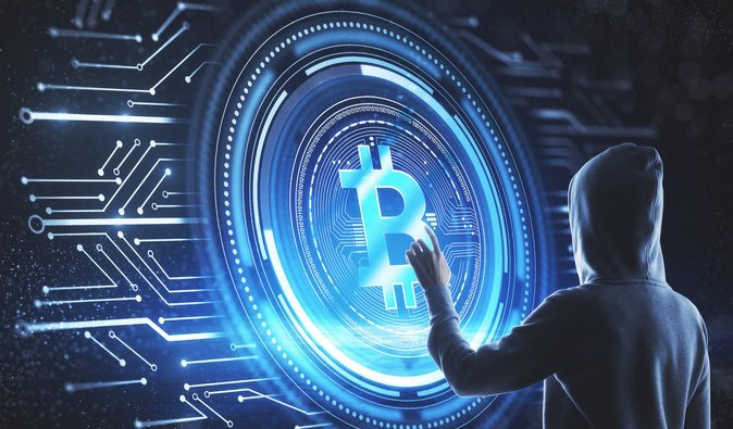 Погорели на биткоинах: как ФБР удалось отобрать часть выкупа у хакеров Darkside