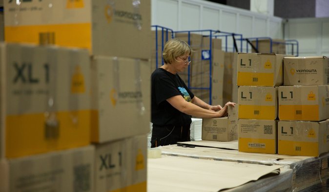 Из-за обстрелов возможны задержки: почтовые операторы обратились к жителям Одесской области