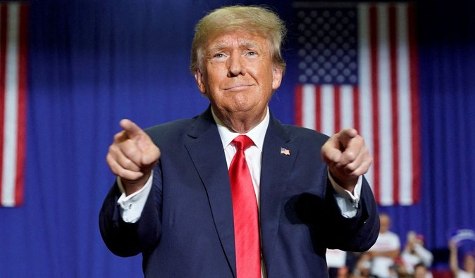 "Я роблю це як послугу Європі": Трамп заявив, що його "не зачіпає", хто програє у війні з РФ