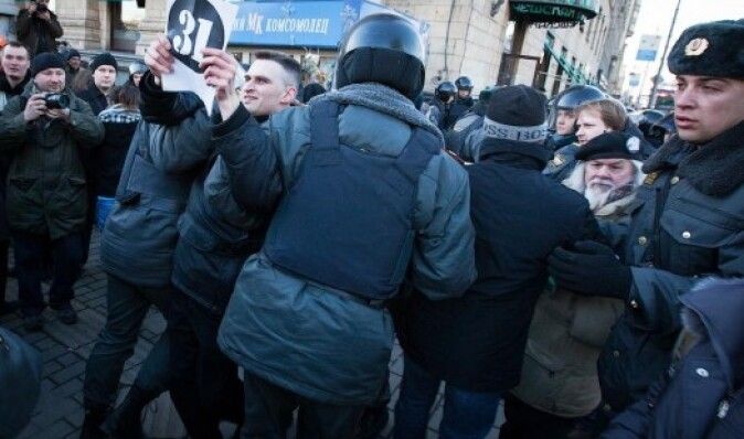 В России задержали 150 митингующих, в их числе - украинцы
