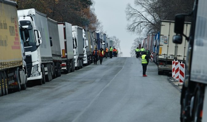 Україна та Польща погодили часткове розблокування кордону: деталі