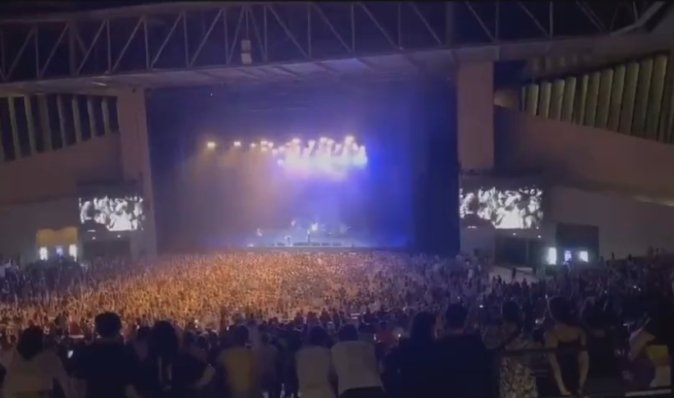У Грузії гурт The Killers освистали через запрошення на сцену барабанщика з РФ (відео)
