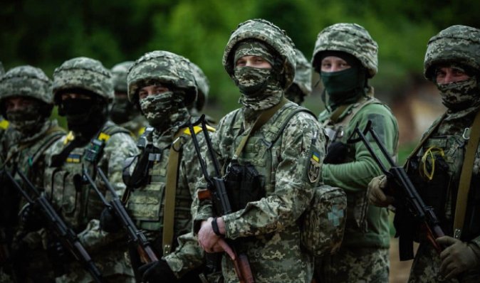 12 тысяч долларов — за контракт с армией: как сделать призыв привлекательным, а Украину — сильной