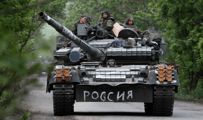 Росія, можливо, змогла вирішити проблему, яка стримувала виробництво танків, — ЗМІ