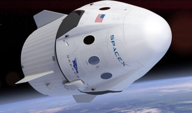 "Пассажирский" корабль Crew Dragon от SpaceX успешно состыковался с МКС