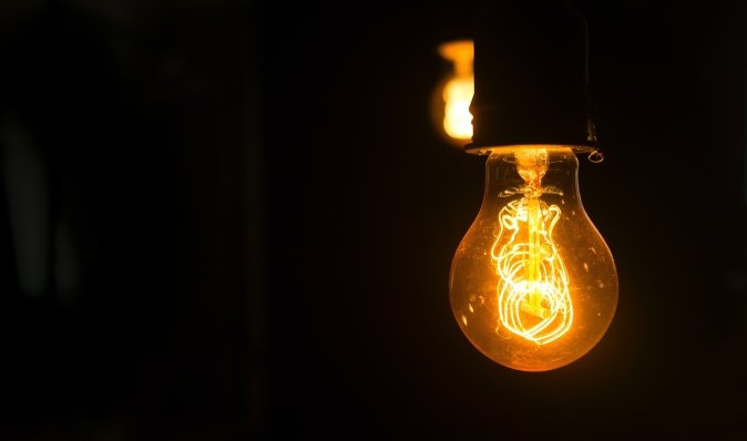 Заради світла в домівках: українців закликали економити електроенергію